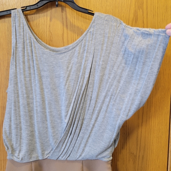 NWT BCBG Gray Dress Size 6 - Picture 3 of 13